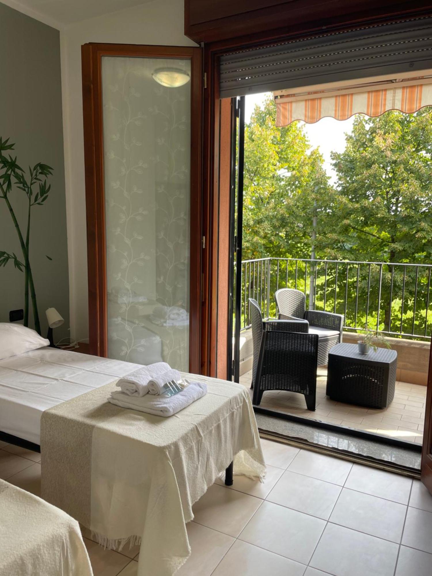 Bamboo Apartment Rho Buitenkant foto